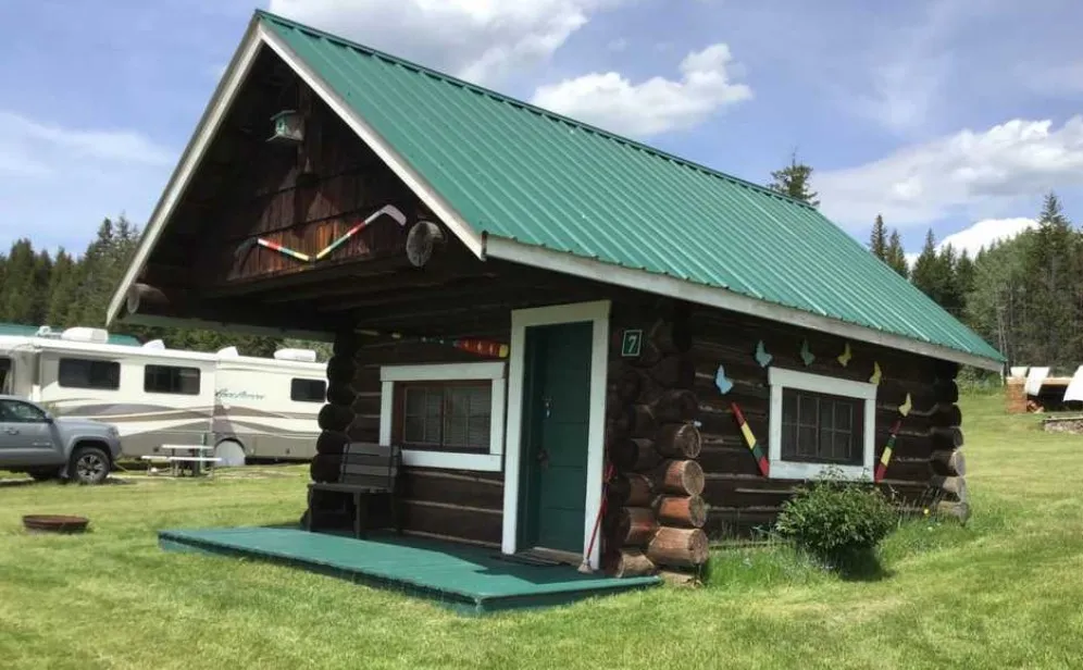 Cabin 7 photo 1
