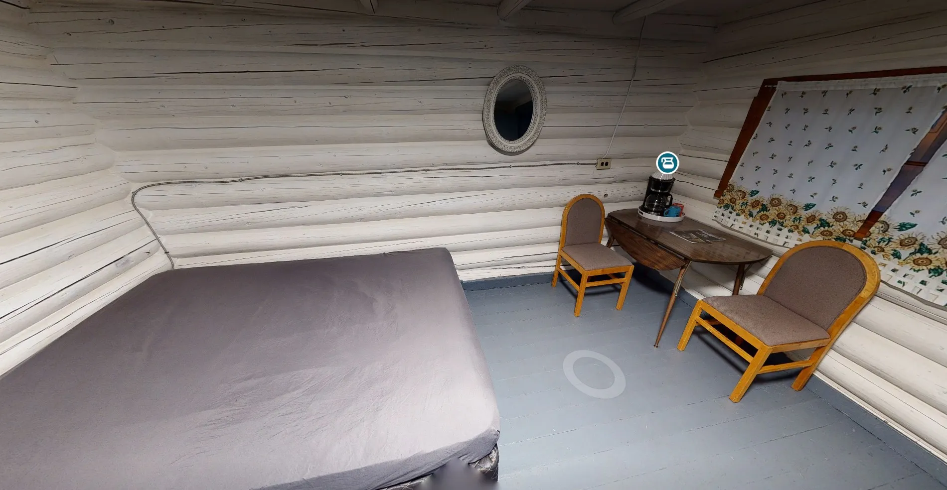 Cabin 8 photo 3